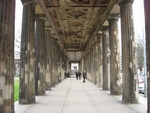 円柱の廊