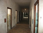 収容施設の廊下