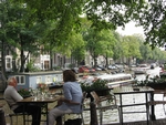 運河のカフェ�A