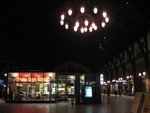 夜のコペンハーゲン駅
