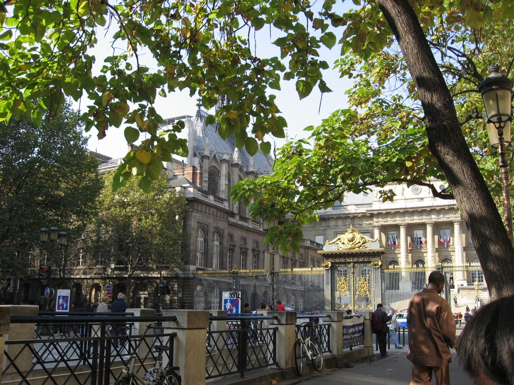 パリのフリー写真と小旅行ギャラリー ドイツ留学 旅行 生活のゲート Bundestor