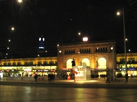 夜のハノーファー中央駅